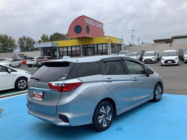 シャトル ハイブリッドX ワンセグ メモリーナビ DVD再生 ミュージックプレイヤー接続可 衝突被害軽減システム LEDヘッドランプ アイドリングストップ(5枚目)