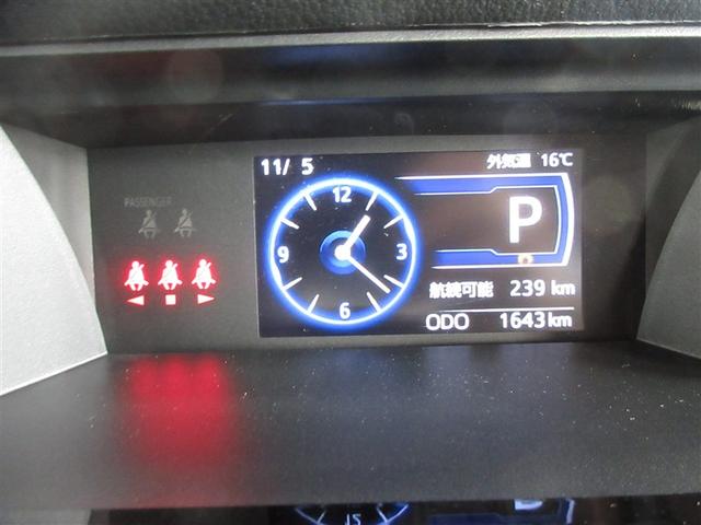 ルーミー カスタムＧ－Ｔ　フルセグ　ミュージックプレイヤー接続可　バックカメラ　衝突被害軽減システム　ＥＴＣ　両側電動スライド　ＬＥＤヘッドランプ　ウオークスルー　３列シート　記録簿　アイドリングストップ（14枚目）