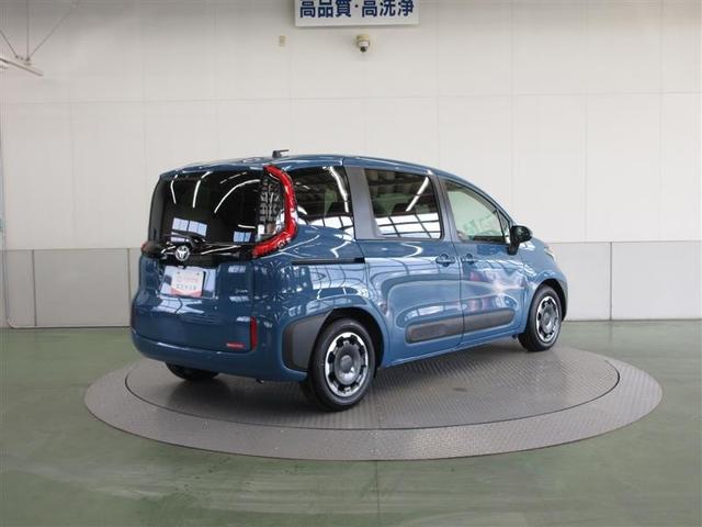 シエンタ ハイブリッドZ フルセグ メモリーナビ ミュージックプレイヤー接続可 バックカメラ 衝突被害軽減システム ETC ドラレコ 両側電動スライド LEDヘッドランプ ウオークスルー 乗車定員7人 3列シート 記録簿(6枚目)