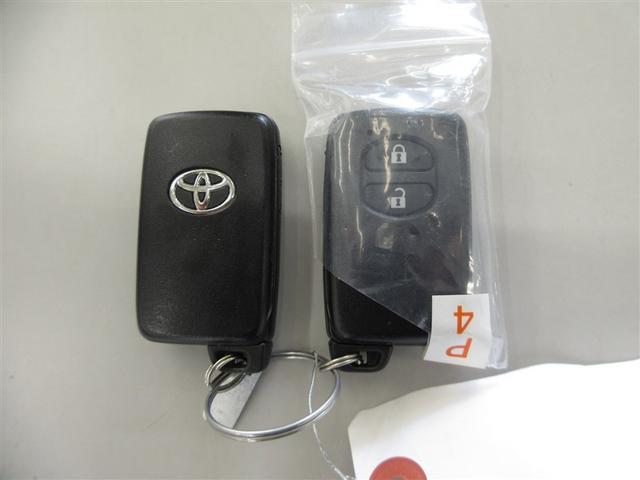 プリウス Ｓツーリングセレクション・Ｇ’ｓ　フルセグ　メモリーナビ　ＤＶＤ再生　ミュージックプレイヤー接続可　バックカメラ　ＥＴＣ　ＨＩＤヘッドライト　ワンオーナー　記録簿（26枚目）