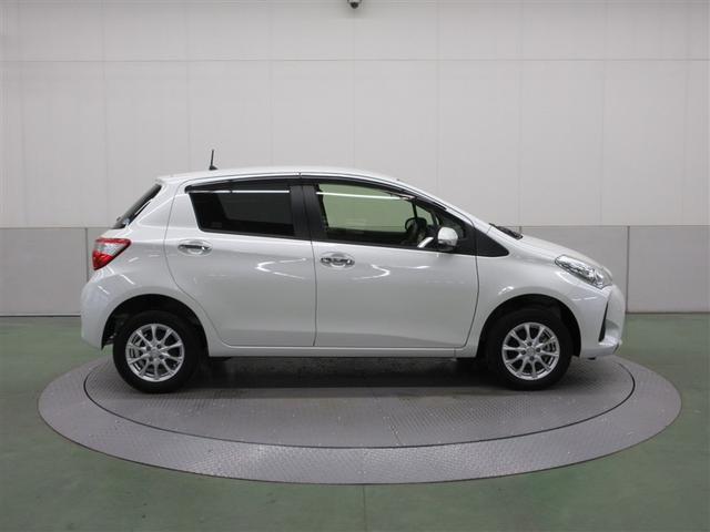 ヴィッツ F セーフティーエディションII 4WD フルセグ メモリーナビ DVD再生 ミュージックプレイヤー接続可 バックカメラ 衝突被害軽減システム ETC(5枚目)