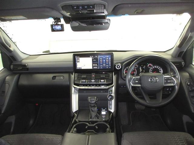 ランドクルーザー ＡＸ　４ＷＤ　フルセグ　メモリーナビ　ミュージックプレイヤー接続可　バックカメラ　衝突被害軽減システム　ＥＴＣ　ドラレコ　ＬＥＤヘッドランプ　乗車定員７人　３列シート　ワンオーナー（8枚目）