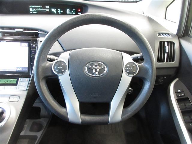 プリウス Ｓ　フルセグ　メモリーナビ　ＤＶＤ再生　ミュージックプレイヤー接続可　バックカメラ　ＥＴＣ　ＨＩＤヘッドライト　記録簿（9枚目）