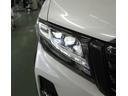 高輝度でしかも消費電力の少ないLEDをハイ、ロービームに採用。