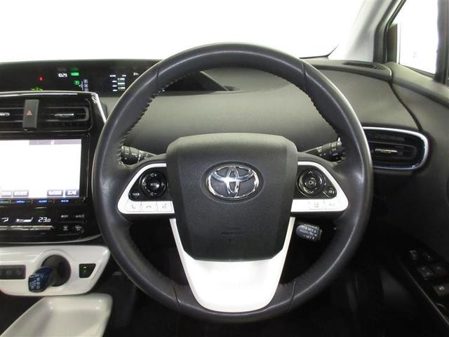 プリウス Ａツーリングセレクション　４ＷＤ　フルセグ　メモリーナビ　ＤＶＤ再生　ミュージックプレイヤー接続可　バックカメラ　衝突被害軽減システム　ＥＴＣ　ＬＥＤヘッドランプ（9枚目）