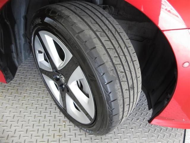プリウス Ａツーリングセレクション　４ＷＤ　フルセグ　メモリーナビ　ＤＶＤ再生　ミュージックプレイヤー接続可　バックカメラ　衝突被害軽減システム　ＥＴＣ　ＬＥＤヘッドランプ（28枚目）