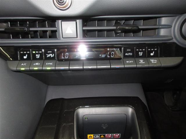 クラウンクロスオーバー ＲＳ　４ＷＤ　革シート　サンルーフ　フルセグ　メモリーナビ　ミュージックプレイヤー接続可　バックカメラ　衝突被害軽減システム　ＥＴＣ　ドラレコ　ＬＥＤヘッドランプ（13枚目）