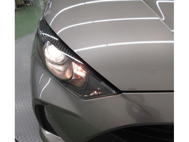 ヤリス ハイブリッドＧ　４ＷＤ　メモリーナビ　ミュージックプレイヤー接続可　衝突被害軽減システム　ＥＴＣ　ＬＥＤヘッドランプ　ワンオーナー　アイドリングストップ（7枚目）