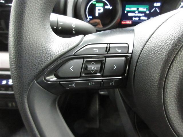 ヤリス ハイブリッドＧ　４ＷＤ　メモリーナビ　ミュージックプレイヤー接続可　衝突被害軽減システム　ＥＴＣ　ＬＥＤヘッドランプ　ワンオーナー　アイドリングストップ（10枚目）