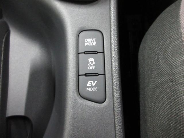 ヤリス ハイブリッドＧ　４ＷＤ　メモリーナビ　ミュージックプレイヤー接続可　衝突被害軽減システム　ＥＴＣ　ＬＥＤヘッドランプ　ワンオーナー　アイドリングストップ（18枚目）