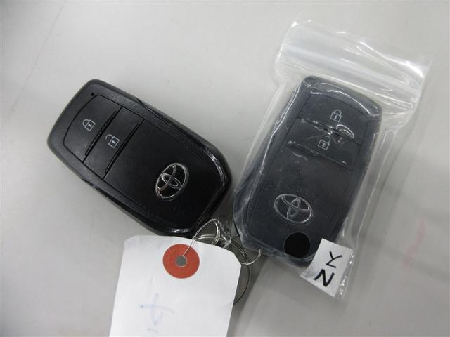 ヤリス ハイブリッドＧ　４ＷＤ　メモリーナビ　ミュージックプレイヤー接続可　衝突被害軽減システム　ＥＴＣ　ＬＥＤヘッドランプ　ワンオーナー　アイドリングストップ（26枚目）