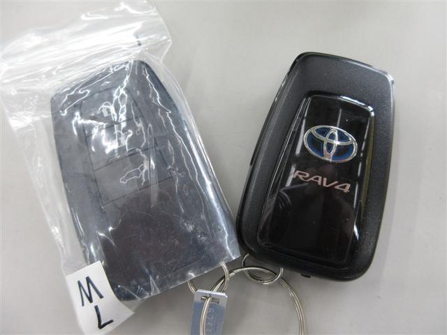 RAV4 ハイブリッドG 4WD フルセグ メモリーナビ ミュージックプレイヤー接続可 バックカメラ 衝突被害軽減システム ETC LEDヘッドランプ ワンオーナー(27枚目)