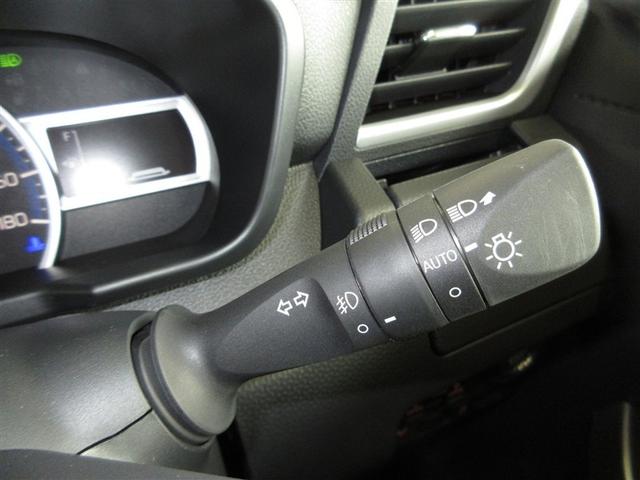 ルーミー カスタムＧ　４ＷＤ　フルセグ　ミュージックプレイヤー接続可　衝突被害軽減システム　ＥＴＣ　両側電動スライド　ＬＥＤヘッドランプ　ウオークスルー　アイドリングストップ（25枚目）