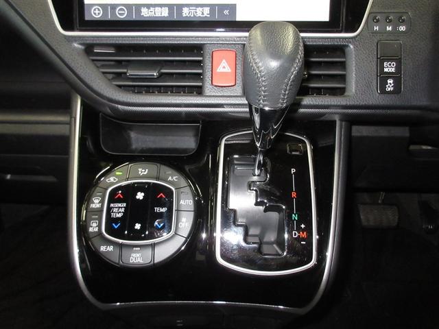 ヴォクシー ＺＳ　煌ＩＩＩ　４ＷＤ　フルセグ　メモリーナビ　ＤＶＤ再生　ミュージックプレイヤー接続可　バックカメラ　衝突被害軽減システム　ＥＴＣ　両側電動スライド　ＬＥＤヘッドランプ　ウオークスルー　乗車定員７人　３列シート（16枚目）