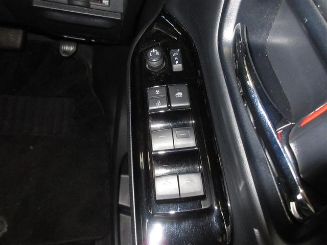 ヴォクシー ＺＳ　煌ＩＩＩ　４ＷＤ　フルセグ　メモリーナビ　ＤＶＤ再生　ミュージックプレイヤー接続可　バックカメラ　衝突被害軽減システム　ＥＴＣ　両側電動スライド　ＬＥＤヘッドランプ　ウオークスルー　乗車定員７人　３列シート（20枚目）