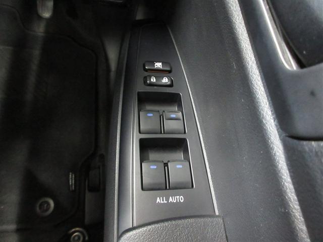 カローラフィールダー ハイブリッド　ＥＸ　ワンセグ　メモリーナビ　ミュージックプレイヤー接続可　バックカメラ　衝突被害軽減システム　ＥＴＣ　記録簿（23枚目）