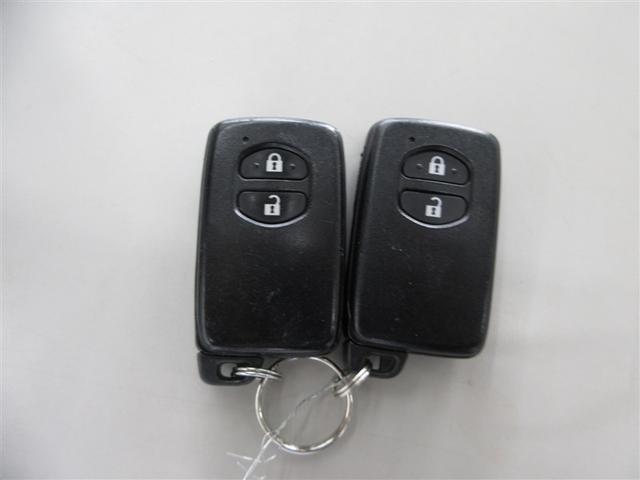 カローラフィールダー ハイブリッド　ＥＸ　ワンセグ　メモリーナビ　ミュージックプレイヤー接続可　バックカメラ　衝突被害軽減システム　ＥＴＣ　記録簿（27枚目）