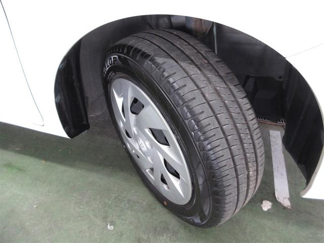 カローラフィールダー ハイブリッド　ＥＸ　ワンセグ　メモリーナビ　ミュージックプレイヤー接続可　バックカメラ　衝突被害軽減システム　ＥＴＣ　記録簿（32枚目）