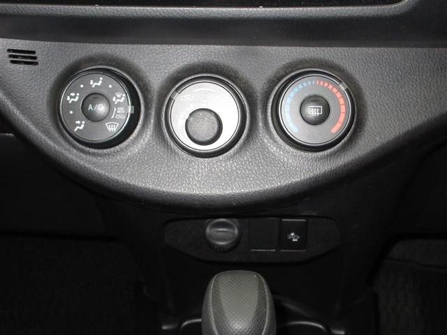 ヴィッツ F 4WD フルセグ メモリーナビ ミュージックプレイヤー接続可 バックカメラ 衝突被害軽減システム ETC ワンオーナー(12枚目)