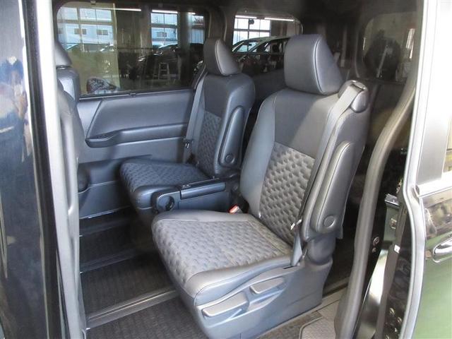 ヴォクシー ハイブリッドS-Z 4WD フルセグ メモリーナビ DVD再生 ミュージックプレイヤー接続可 バックカメラ 衝突被害軽減システム ETC 両側電動スライド LEDヘッドランプ 乗車定員7人 3列シート ワンオーナー(30枚目)