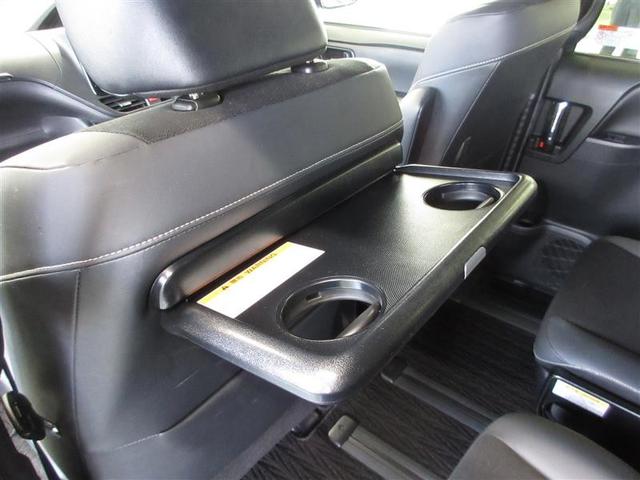 助手席シートバックテーブルです。