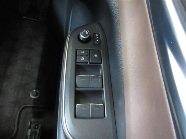 クラウンクロスオーバー Gアドバンスド・レザーパッケージ 4WD 革シート フルセグ ミュージックプレイヤー接続可 バックカメラ 衝突被害軽減システム ETC ドラレコ LEDヘッドランプ 記録簿(22枚目)