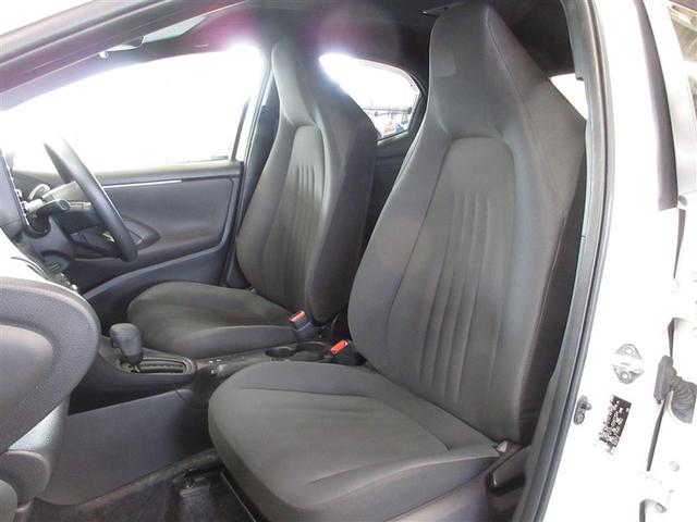 ヤリス Ｘ　ミュージックプレイヤー接続可　バックカメラ　衝突被害軽減システム　ワンオーナー　記録簿（26枚目）