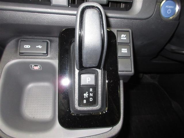 シエンタ ハイブリッドＺ　フルセグ　メモリーナビ　ミュージックプレイヤー接続可　バックカメラ　衝突被害軽減システム　ＥＴＣ　ドラレコ　両側電動スライド　ＬＥＤヘッドランプ　ウオークスルー　乗車定員７人　３列シート（15枚目）