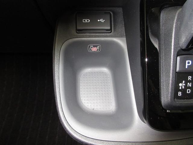 シエンタ ハイブリッドＺ　フルセグ　メモリーナビ　ミュージックプレイヤー接続可　バックカメラ　衝突被害軽減システム　ＥＴＣ　ドラレコ　両側電動スライド　ＬＥＤヘッドランプ　ウオークスルー　乗車定員７人　３列シート（17枚目）