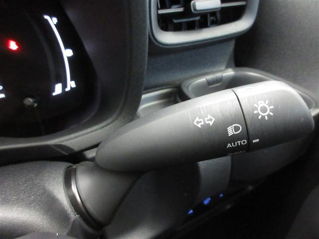 シエンタ ハイブリッドＺ　フルセグ　メモリーナビ　ミュージックプレイヤー接続可　バックカメラ　衝突被害軽減システム　ＥＴＣ　ドラレコ　両側電動スライド　ＬＥＤヘッドランプ　ウオークスルー　乗車定員７人　３列シート（25枚目）