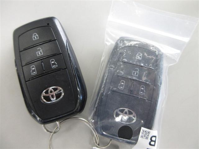 シエンタ ハイブリッドＺ　フルセグ　メモリーナビ　ミュージックプレイヤー接続可　バックカメラ　衝突被害軽減システム　ＥＴＣ　ドラレコ　両側電動スライド　ＬＥＤヘッドランプ　ウオークスルー　乗車定員７人　３列シート（27枚目）