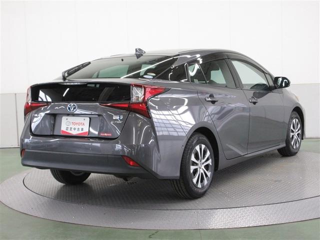 プリウス Ａ　４ＷＤ　フルセグ　メモリーナビ　ＤＶＤ再生　ミュージックプレイヤー接続可　バックカメラ　衝突被害軽減システム　ＥＴＣ　ＬＥＤヘッドランプ　ワンオーナー　記録簿（6枚目）