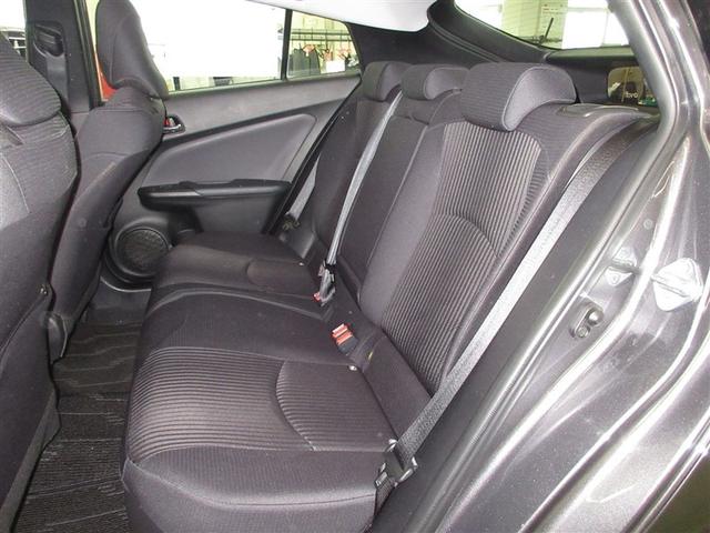 プリウス Ａ　４ＷＤ　フルセグ　メモリーナビ　ＤＶＤ再生　ミュージックプレイヤー接続可　バックカメラ　衝突被害軽減システム　ＥＴＣ　ＬＥＤヘッドランプ　ワンオーナー　記録簿（26枚目）