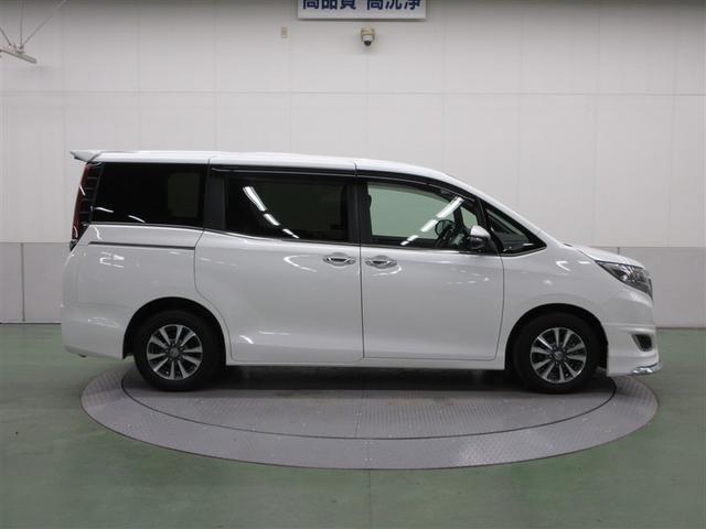 エスクァイア ハイブリッドGi フルセグ メモリーナビ DVD再生 ミュージックプレイヤー接続可 バックカメラ 衝突被害軽減システム ETC 両側電動スライド LEDヘッドランプ 乗車定員7人 3列シート ワンオーナー(5枚目)