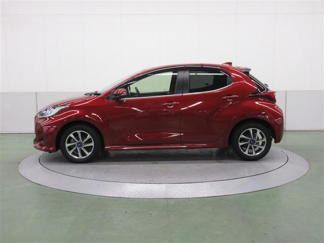 ヤリス ハイブリッドＺ　フルセグ　メモリーナビ　ＤＶＤ再生　ミュージックプレイヤー接続可　バックカメラ　衝突被害軽減システム　ＥＴＣ　ＬＥＤヘッドランプ　ワンオーナー　記録簿（4枚目）