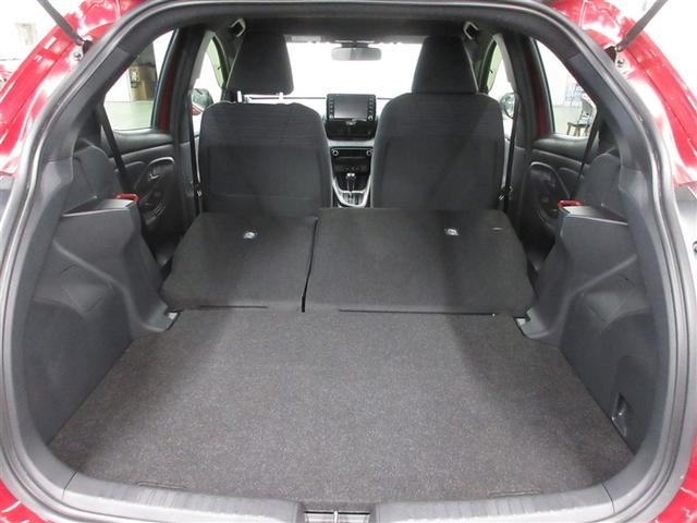 ヤリス ハイブリッドＺ　フルセグ　メモリーナビ　ＤＶＤ再生　ミュージックプレイヤー接続可　バックカメラ　衝突被害軽減システム　ＥＴＣ　ＬＥＤヘッドランプ　ワンオーナー　記録簿（27枚目）