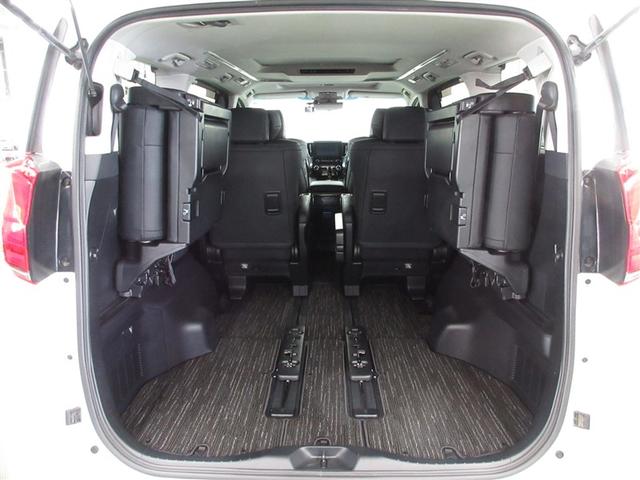 アルファード 2.5S Cパッケージ サンルーフ ミュージックプレイヤー接続可 バックカメラ 衝突被害軽減システム ETC 両側電動スライド LEDヘッドランプ 乗車定員7人 3列シート ワンオーナー 記録簿(32枚目)