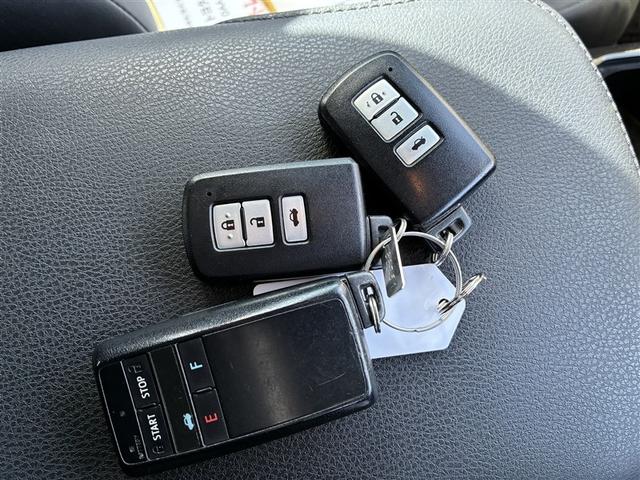 クラウンハイブリッド アスリートG 革シート フルセグ HDDナビ DVD再生 バックカメラ ETC LEDヘッドランプ ワンオーナー 記録簿(10枚目)