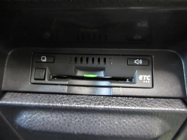 ノア Ｓｉ　ダブルバイビーＩＩＩ　４ＷＤ　フルセグ　メモリーナビ　ＤＶＤ再生　ミュージックプレイヤー接続可　後席モニター　バックカメラ　衝突被害軽減システム　ＥＴＣ　両側電動スライド　ＬＥＤヘッドランプ　ウオークスルー　乗車定員７人（25枚目）