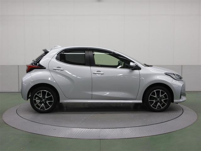 ヤリス ハイブリッドZ 4WD フルセグ メモリーナビ DVD再生 ミュージックプレイヤー接続可 バックカメラ 衝突被害軽減システム ETC LEDヘッドランプ ワンオーナー(5枚目)