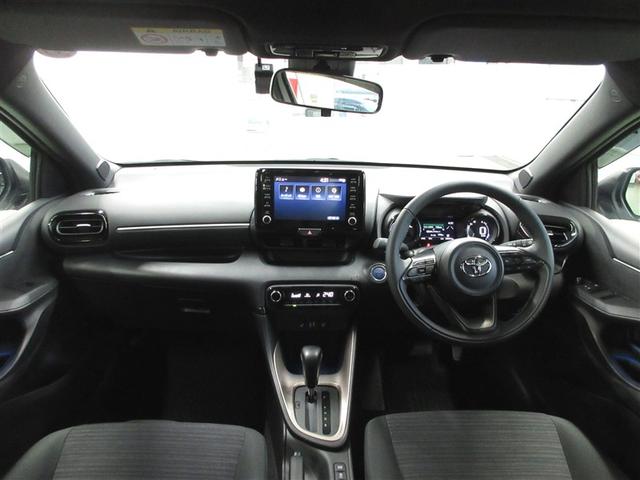 ヤリス ハイブリッドＺ　４ＷＤ　ミュージックプレイヤー接続可　バックカメラ　衝突被害軽減システム　ＥＴＣ　ドラレコ　ＬＥＤヘッドランプ　ワンオーナー（8枚目）