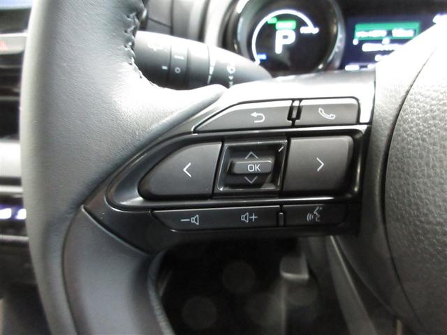 ヤリス ハイブリッドＺ　４ＷＤ　ミュージックプレイヤー接続可　バックカメラ　衝突被害軽減システム　ＥＴＣ　ドラレコ　ＬＥＤヘッドランプ　ワンオーナー（10枚目）