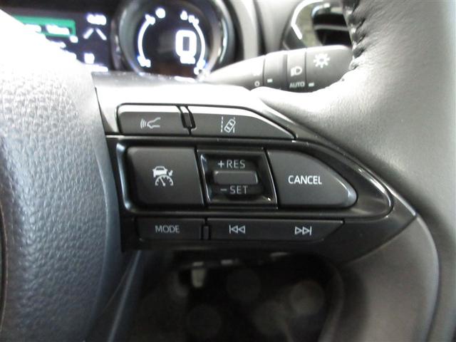 ヤリス ハイブリッドＺ　４ＷＤ　ミュージックプレイヤー接続可　バックカメラ　衝突被害軽減システム　ＥＴＣ　ドラレコ　ＬＥＤヘッドランプ　ワンオーナー（11枚目）