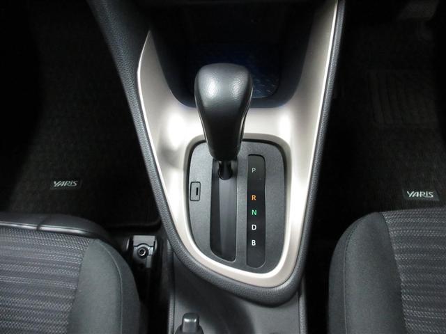 ヤリス ハイブリッドＺ　４ＷＤ　ミュージックプレイヤー接続可　バックカメラ　衝突被害軽減システム　ＥＴＣ　ドラレコ　ＬＥＤヘッドランプ　ワンオーナー（16枚目）