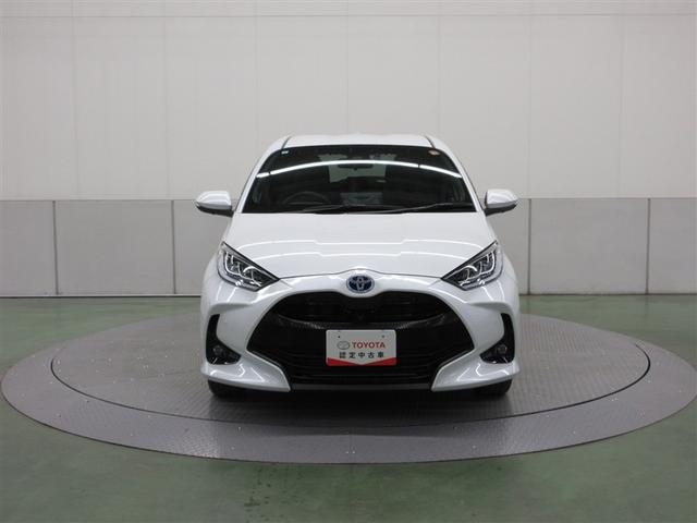 ヤリス ハイブリッドＺ　４ＷＤ　ミュージックプレイヤー接続可　バックカメラ　衝突被害軽減システム　ＥＴＣ　ドラレコ　ＬＥＤヘッドランプ　ワンオーナー（32枚目）