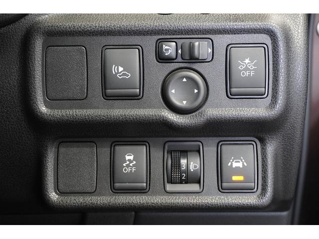 ノート e-パワー X ユーザー買取車 ナビ アラウンドビューモニター インテリジェントルームミラー ETC クリアランスソナー オートライト マット&バイザー・ インテリジェントキー 整備記録簿(11枚目)