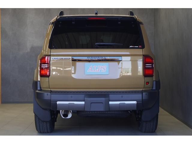 ランドクルーザー２５０ ＶＸファーストエディション　４ＷＤ　ナビ　パノラミックビューモニター　デジタルインナーミラー　ムーンルーフ　ヒーター＆ベンチレーションシート　ステアリングヒーター　ＬＥＤヘッドライト　パワーバックドア（9枚目）