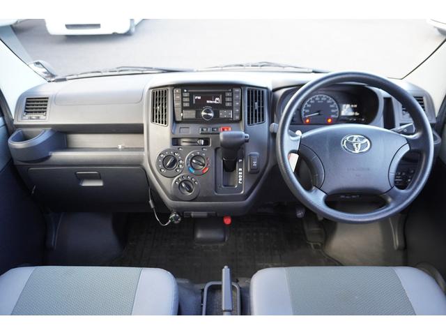 タウンエースバン GL 1オーナー車 4WD 前後ドライブレコーダー ETC LEDヘッドライト オートライト セーフティセンス リヤヒーター 電動格納ミラー キーレス 整備記録簿(9枚目)