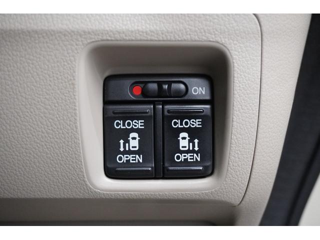 N-BOX G SSパッケージ 4WD ホンダセンシング ナビ バックカメラ ETC 両側パワースライド シートヒーター 整備記録簿(12枚目)