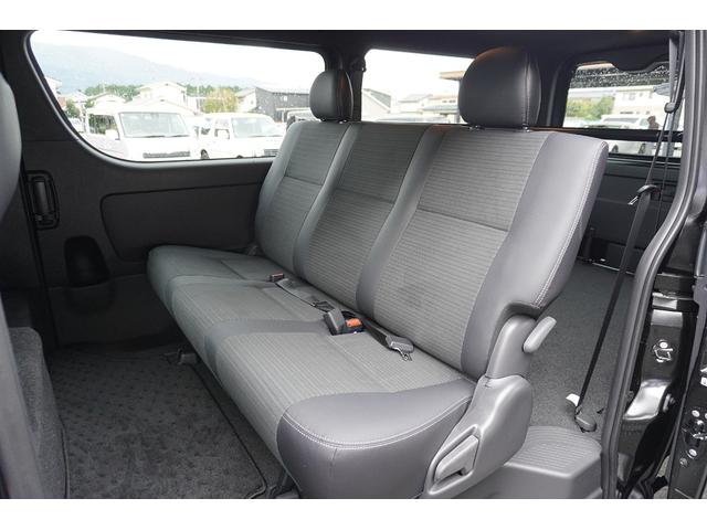 ハイエースバン スーパーGLダークプライムS ※条件付き販売車※ ディーゼル 4WD ナビ パノラミックビューモニター ETC2.0 デジタルインナーミラー LEDヘッドライト OP15インチAW 200系型誕生20周年記念プレート スマートキー(19枚目)